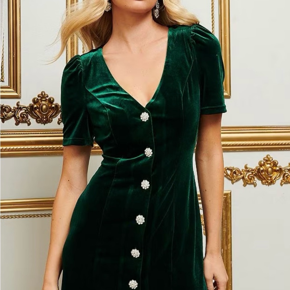 Gorgeous Green Velvet Mini